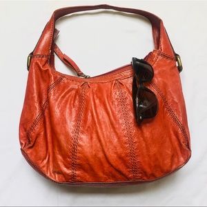 Fossil leather shoulder purse orange zipper closure, 3 inside pockets